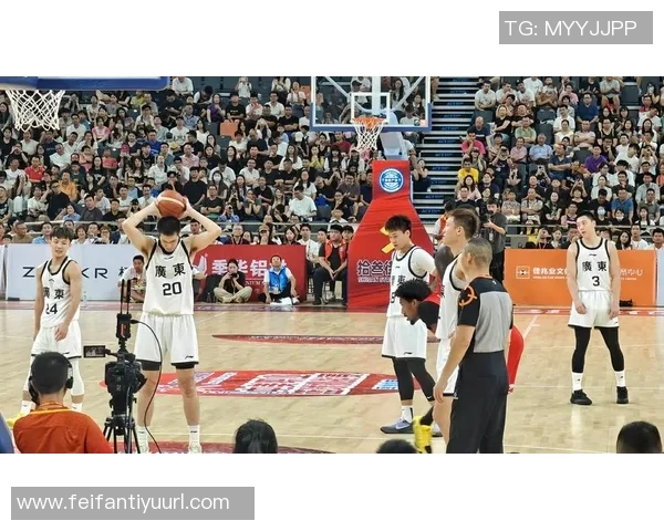 广东全运男篮热身赛胜美国肯尼哈奇队徐杰与焦泊乔表现出色助力球队取胜